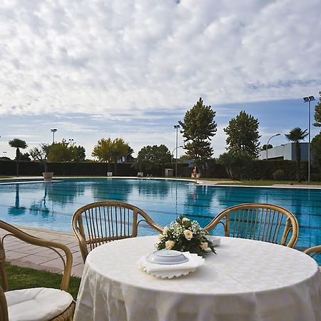 Aris Garden Hotel Casal Palocco Exterior foto