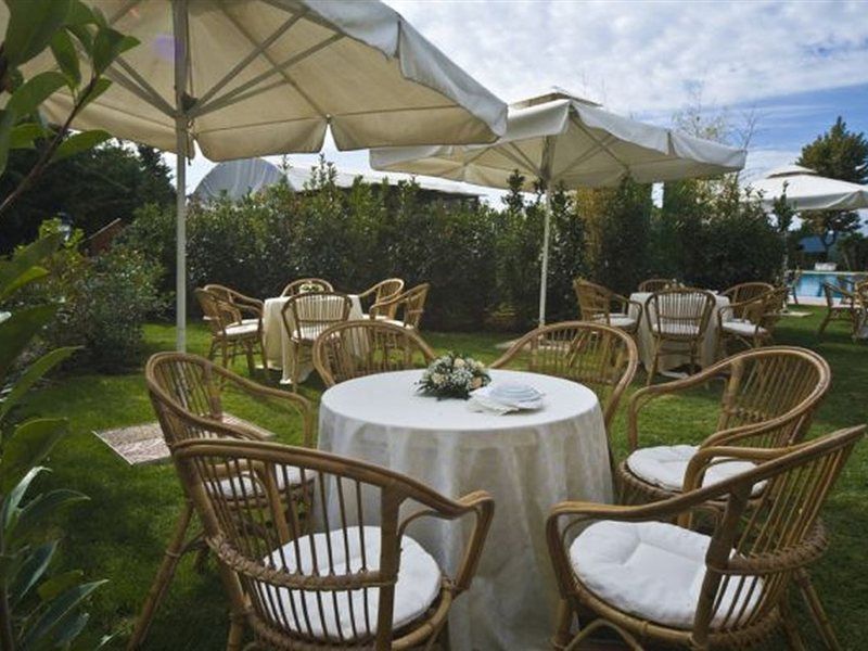 Aris Garden Hotel Casal Palocco Exterior foto