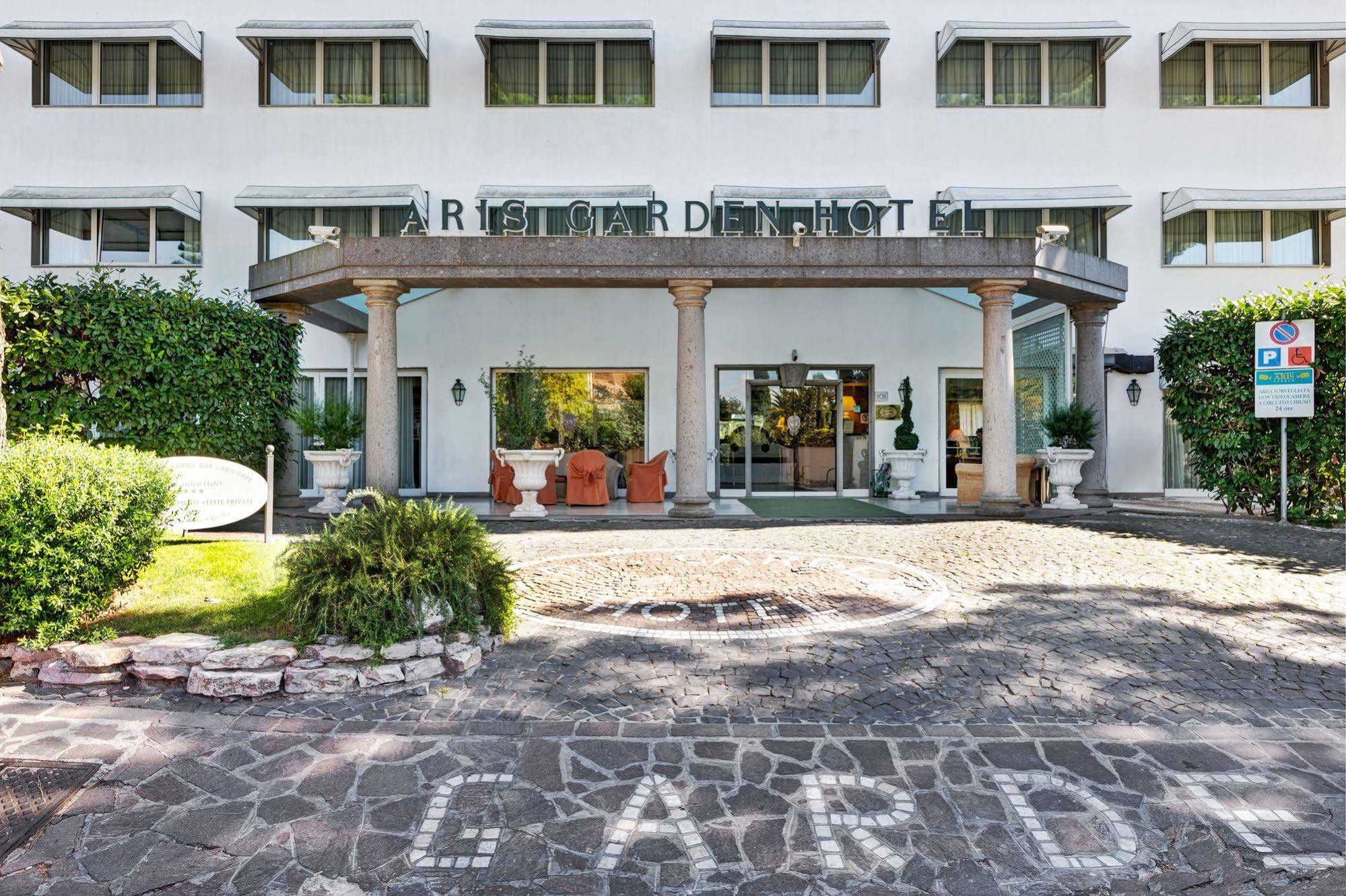 Aris Garden Hotel Casal Palocco Exterior foto